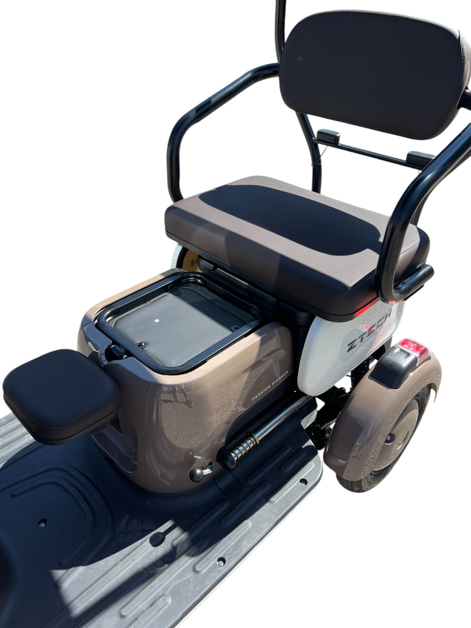 BULLBIKE Laos Elektro Scooter 500W 60V 20Ah 25Km/h/ Seniorenmobil / Dreirad