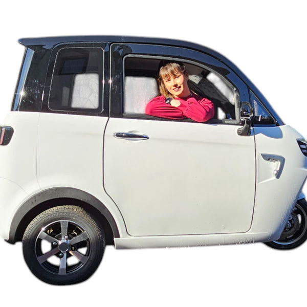 BULLBIKE Nara Elektro Kabineroller Scooter 600W 60V 58Ah 25Km/h /2 Personen