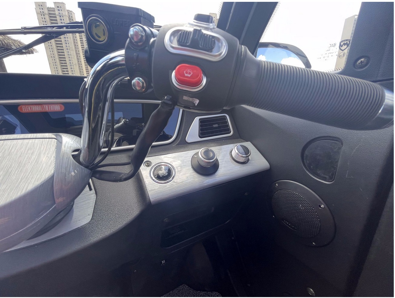 BULLBIKE Trento Kabineroller 600W 60V 58Ah 25 Km/h /2 Personen