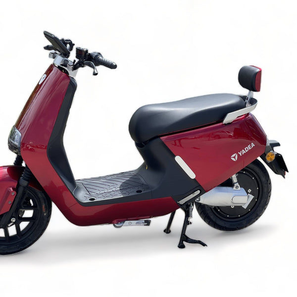 BULLBIKE Yadea G5 2300W 60V 32Ah 45km/h lithium battery 
