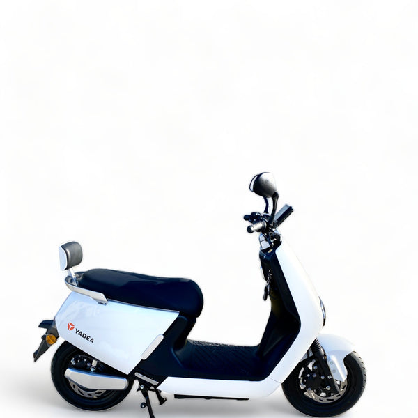 BULLBIKE Yadea G5 2300W 60V 32Ah 45km/h lithium battery 