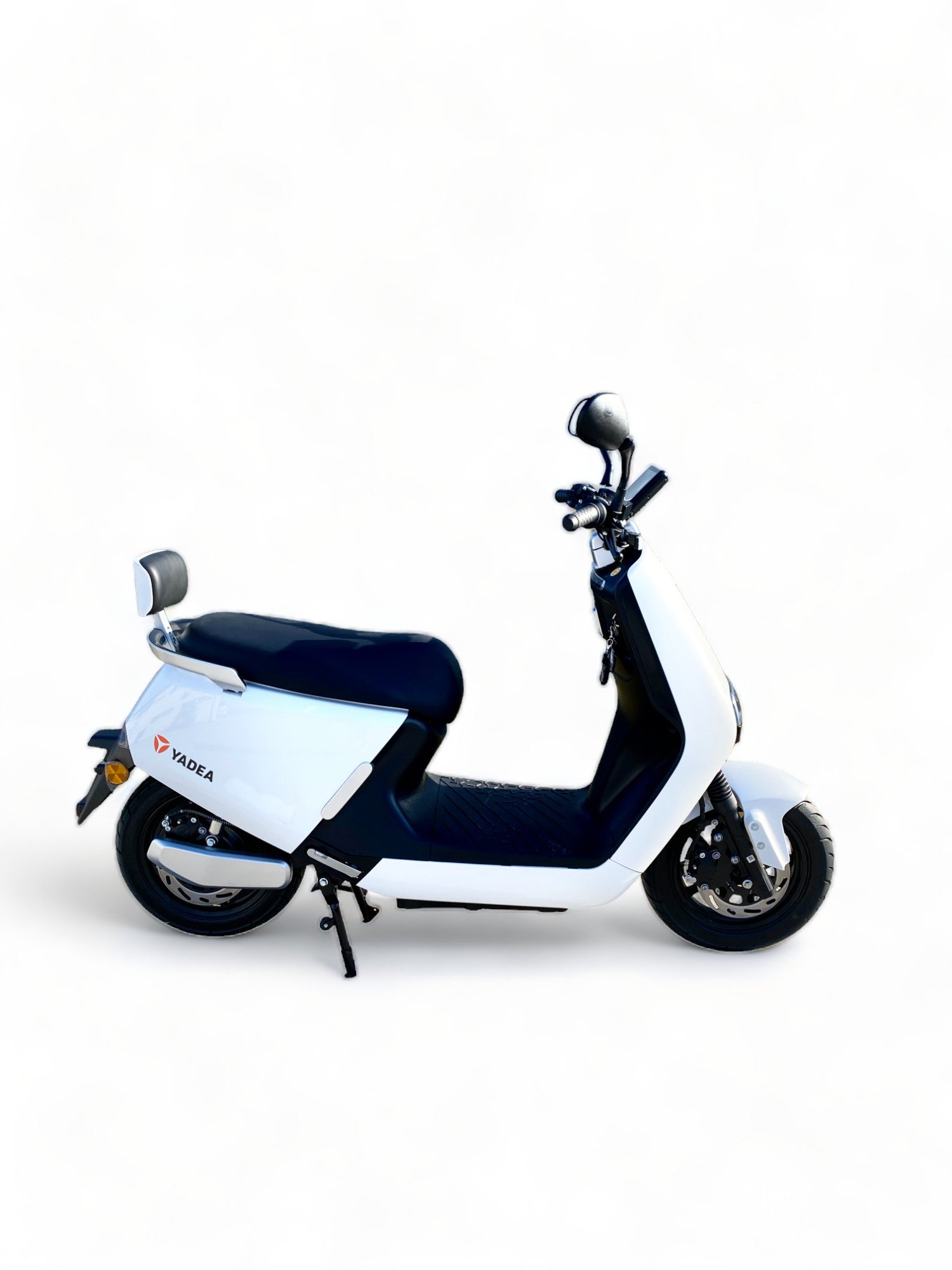BULLBIKE Yadea G5 2300W 60V 32Ah 45km/h lithium battery 
