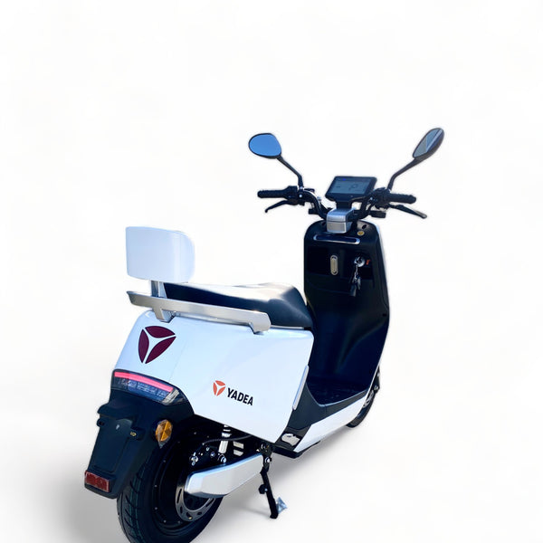BULLBIKE Yadea G5 2300W 60V 32Ah 45km/h lithium battery 
