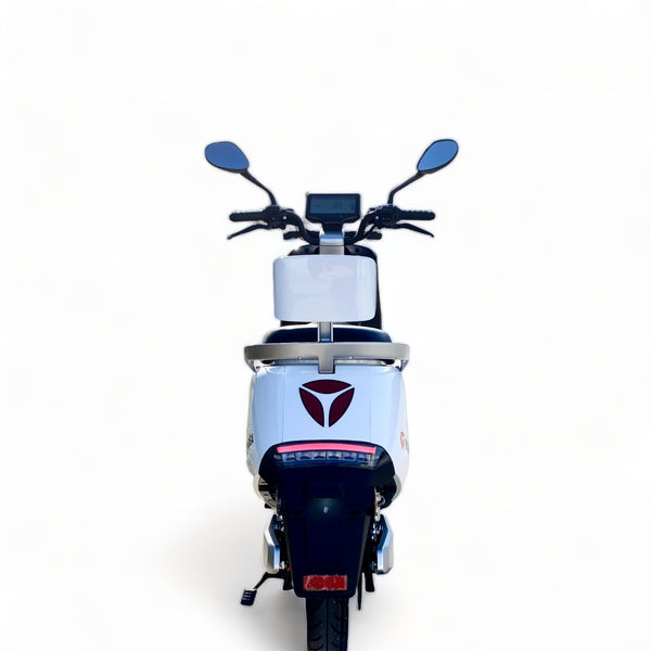 BULLBIKE Yadea G5 2300W 60V 32Ah 45km/h lithium battery 