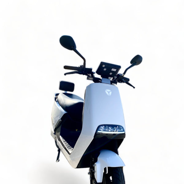 BULLBIKE Yadea G5 2300W 60V 32Ah 45km/h lithium battery 