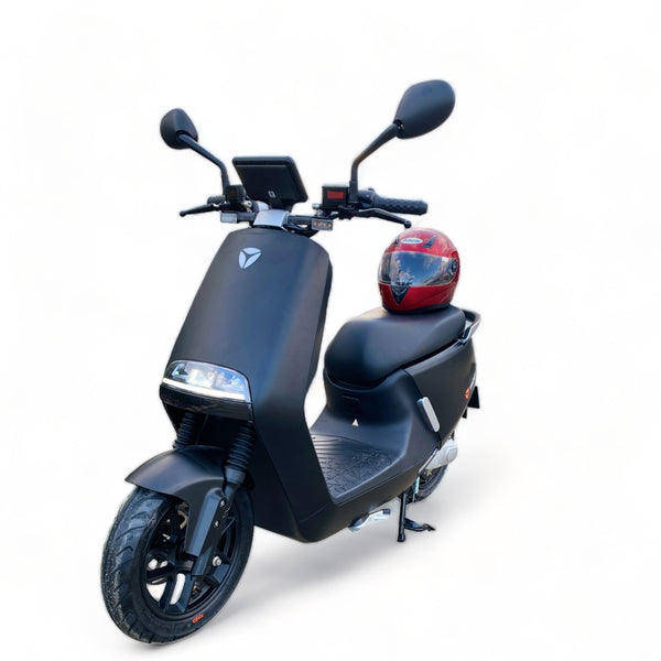 BULLBIKE Yadea G5 2300W 60V 32Ah 45km/h lithium battery 