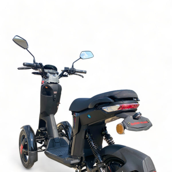 BULLBIKE DOOHAN Itango Elektro Scooter 48V 26Ah Lithium 1200W 45Km/h