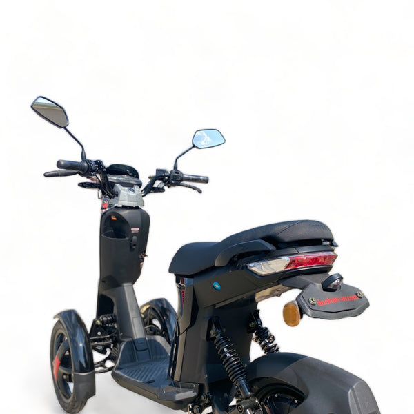 BULLBIKE DOOHAN Itango Elektro Scooter 48V 26Ah Lithium 1200W 45Km/h