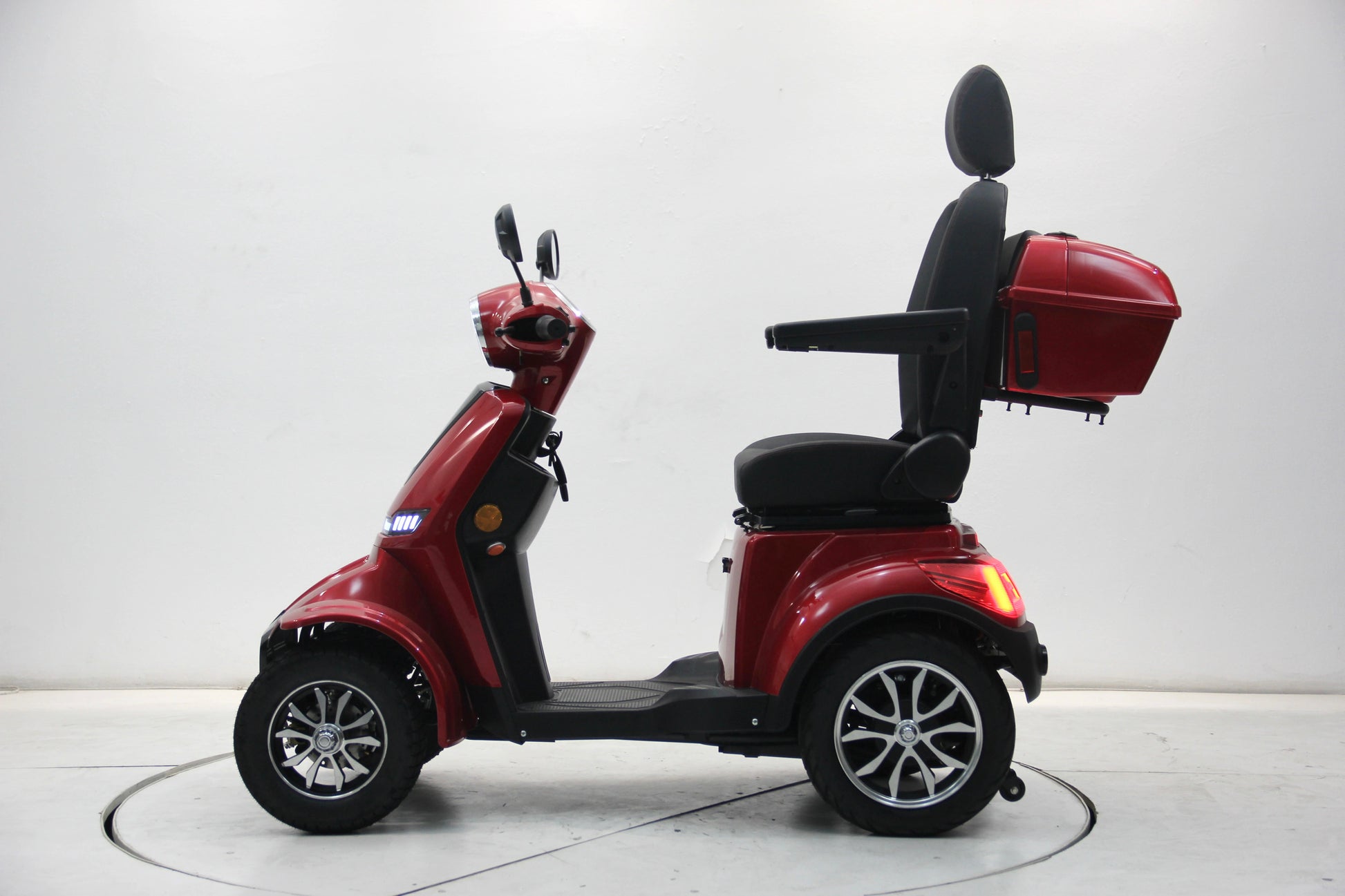 BULLBIKE Valletta PRO LITHIUM Elektro Scooter 600W 60V 20Ah 25Km/h/ Seniorenmobil / Vierrad