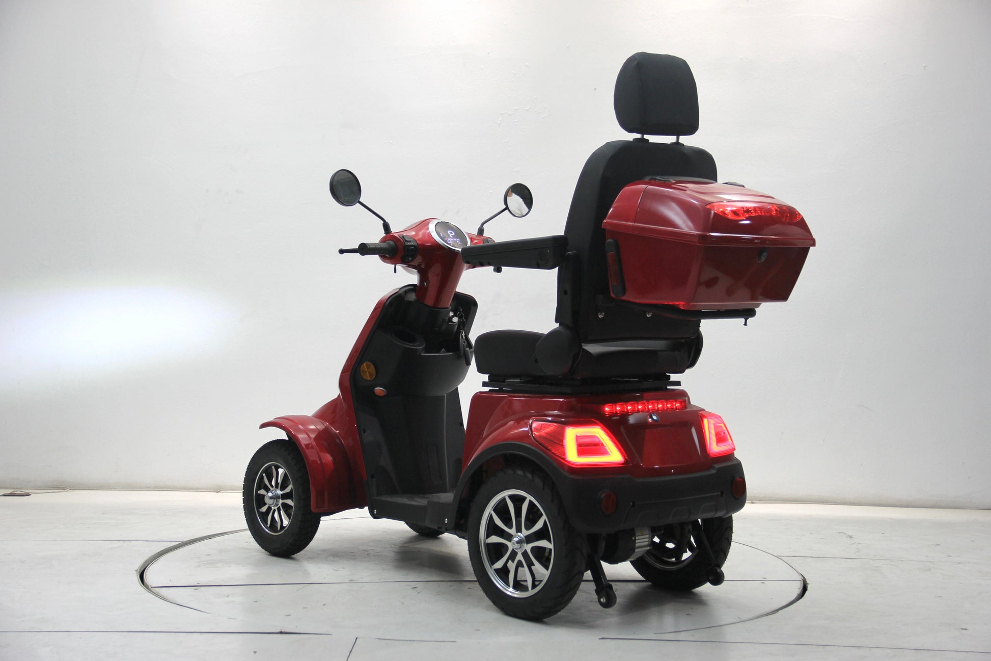 BULLBIKE Valletta PRO LITHIUM Elektro Scooter 600W 60V 20Ah 25Km/h/ Seniorenmobil / Vierrad